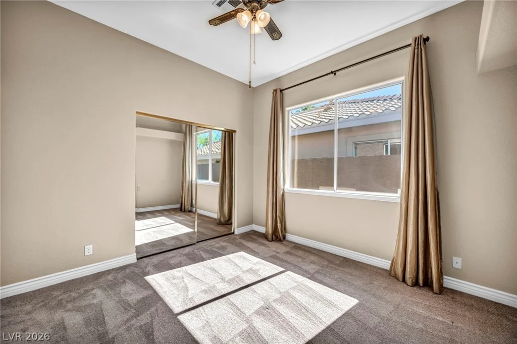 8964 Echo Ridge, Las Vegas, NV 89117