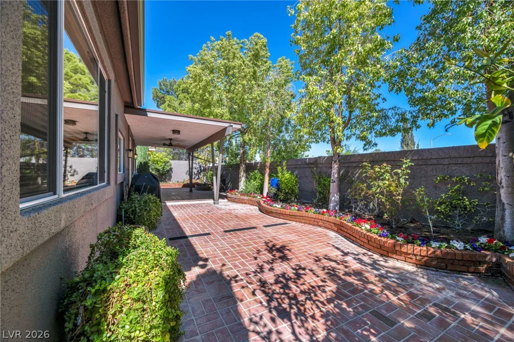 8964 Echo Ridge, Las Vegas, NV 89117