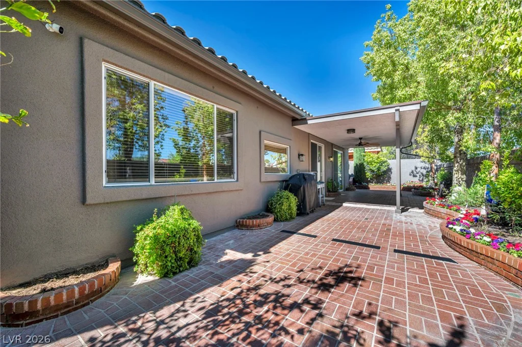8964 Echo Ridge, Las Vegas, NV 89117