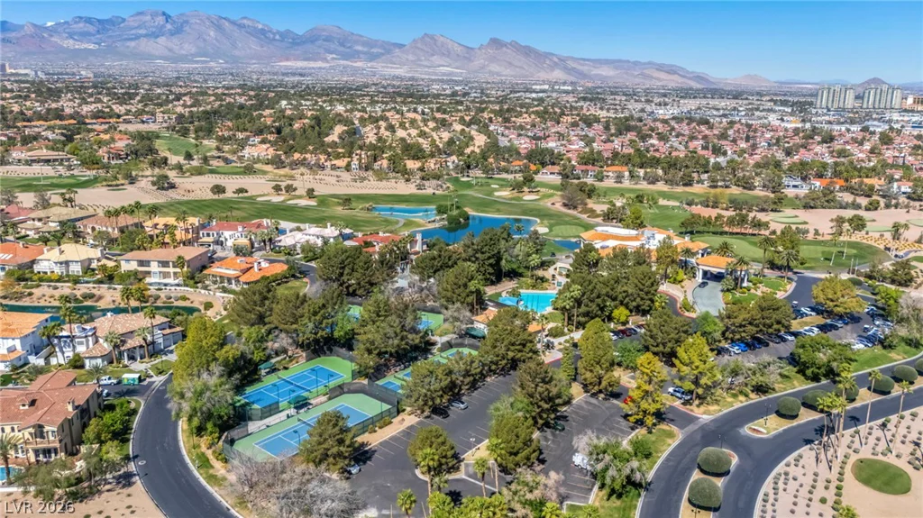 8964 Echo Ridge, Las Vegas, NV 89117