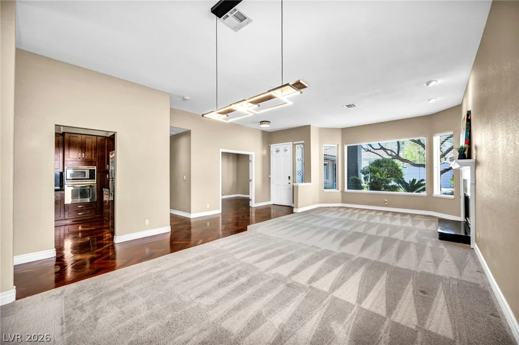 8964 Echo Ridge, Las Vegas, NV 89117