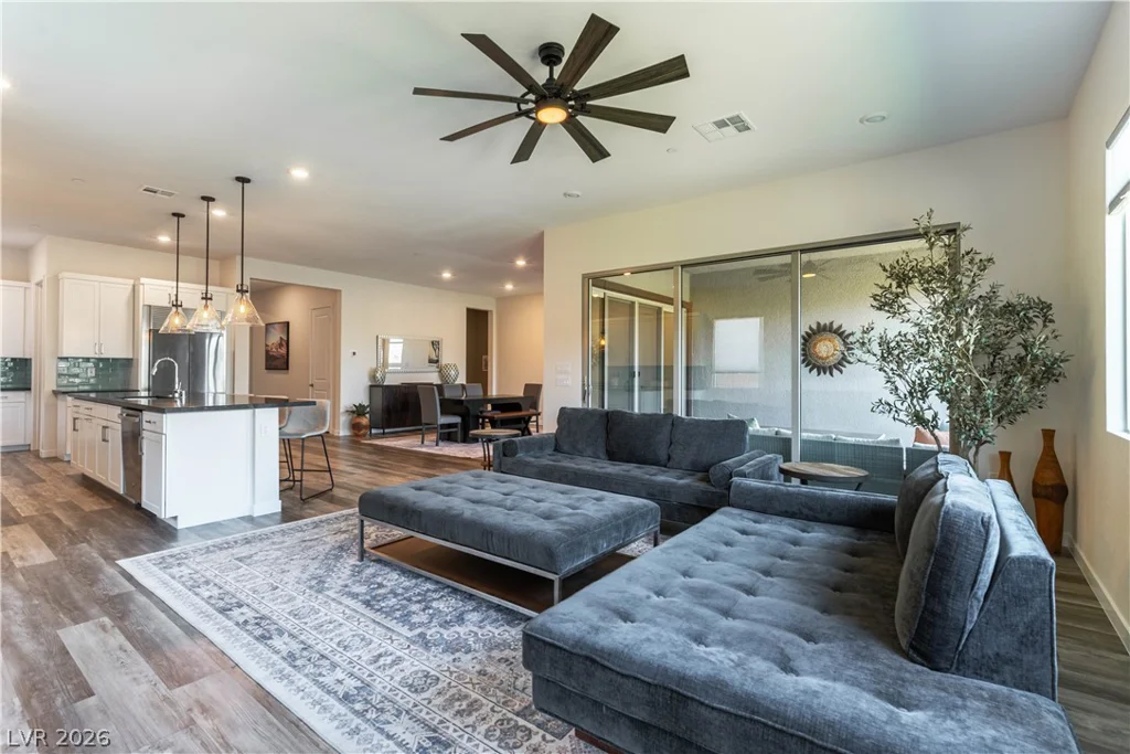 12060 Besito, Las Vegas, NV 89138