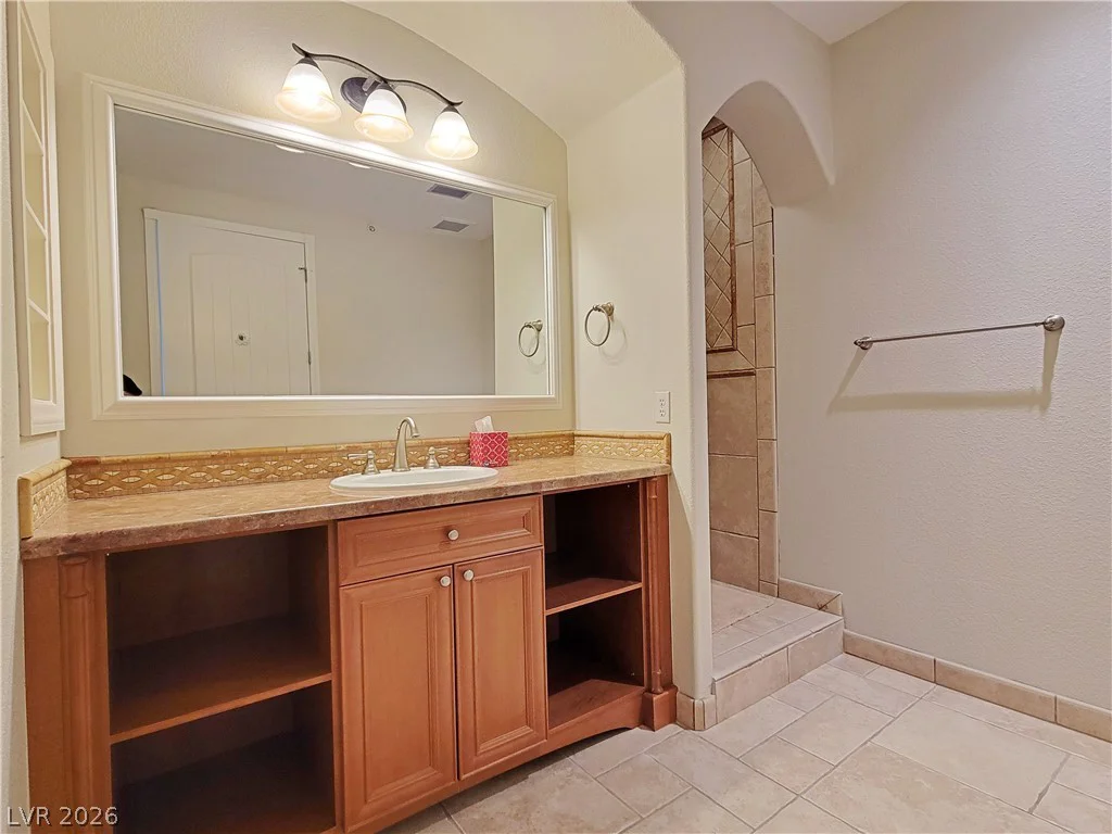 21 Via Visione, Henderson, NV 89011
