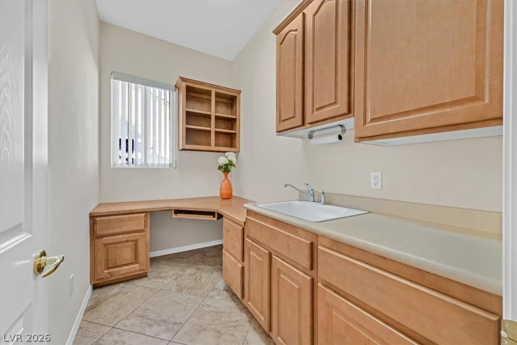 1677 Black Fox Canyon, Henderson, NV 89052