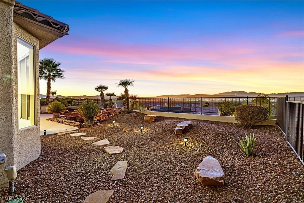 1677 Black Fox Canyon, Henderson, NV 89052