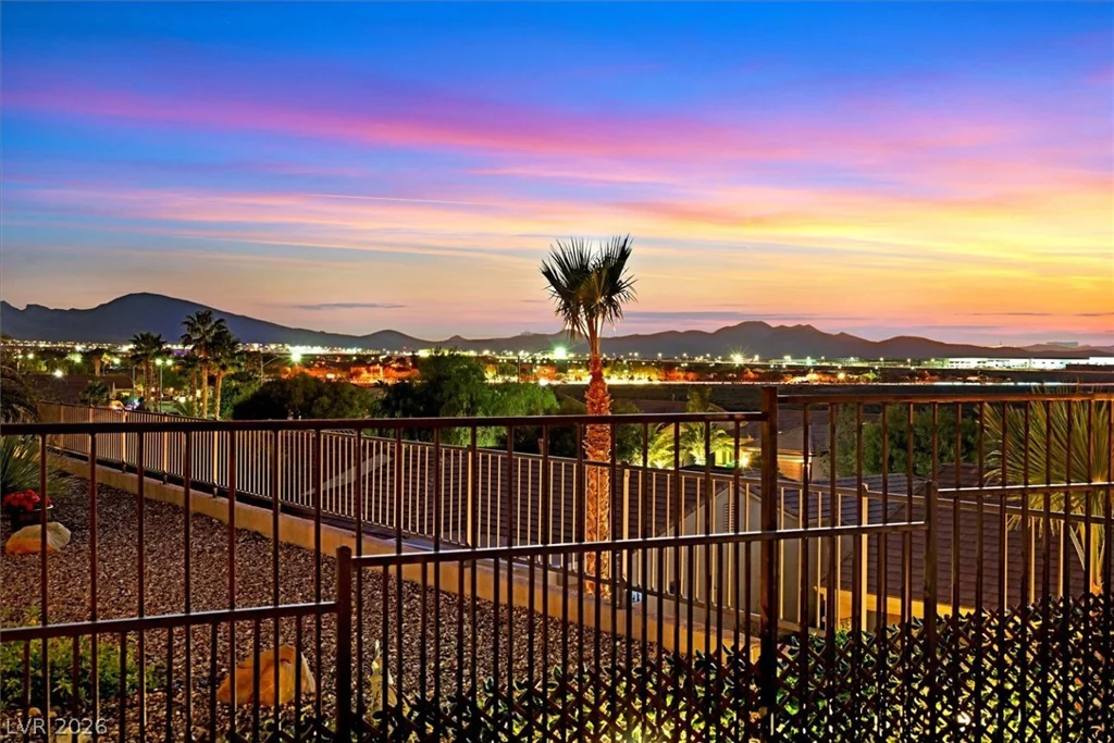 1677 Black Fox Canyon, Henderson, NV 89052