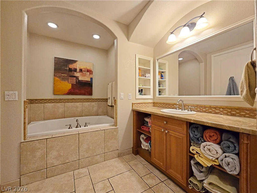 25 Via Visione, Henderson, NV 89011