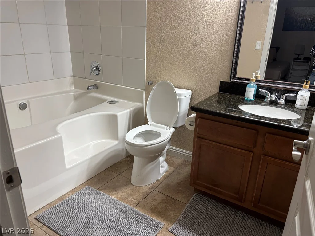 3145 Flamingo, Las Vegas, NV 89121