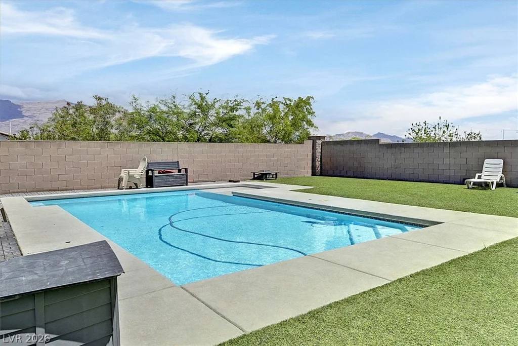 4312 Solitude Falls, North Las Vegas, NV 89084