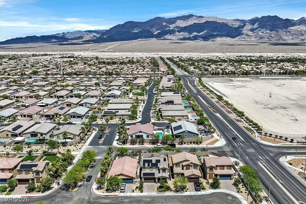 4312 Solitude Falls, North Las Vegas, NV 89084