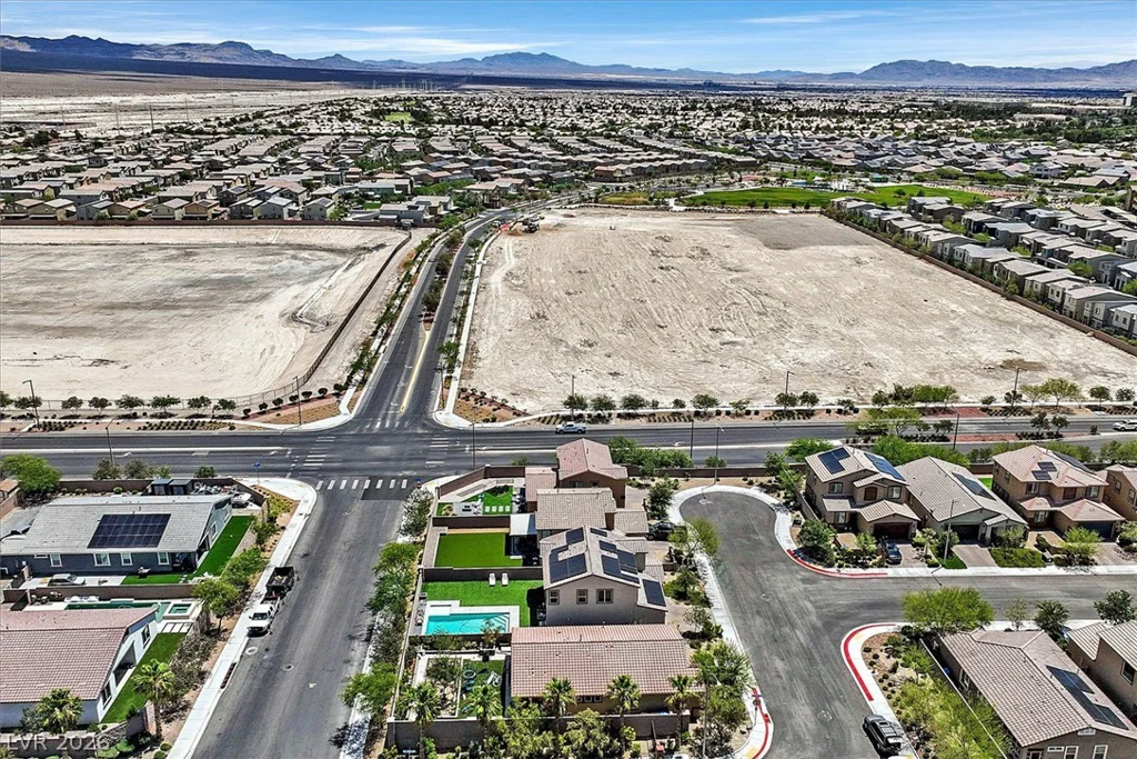 4312 Solitude Falls, North Las Vegas, NV 89084