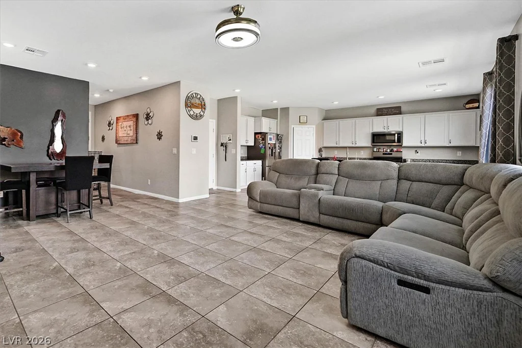 4312 Solitude Falls, North Las Vegas, NV 89084