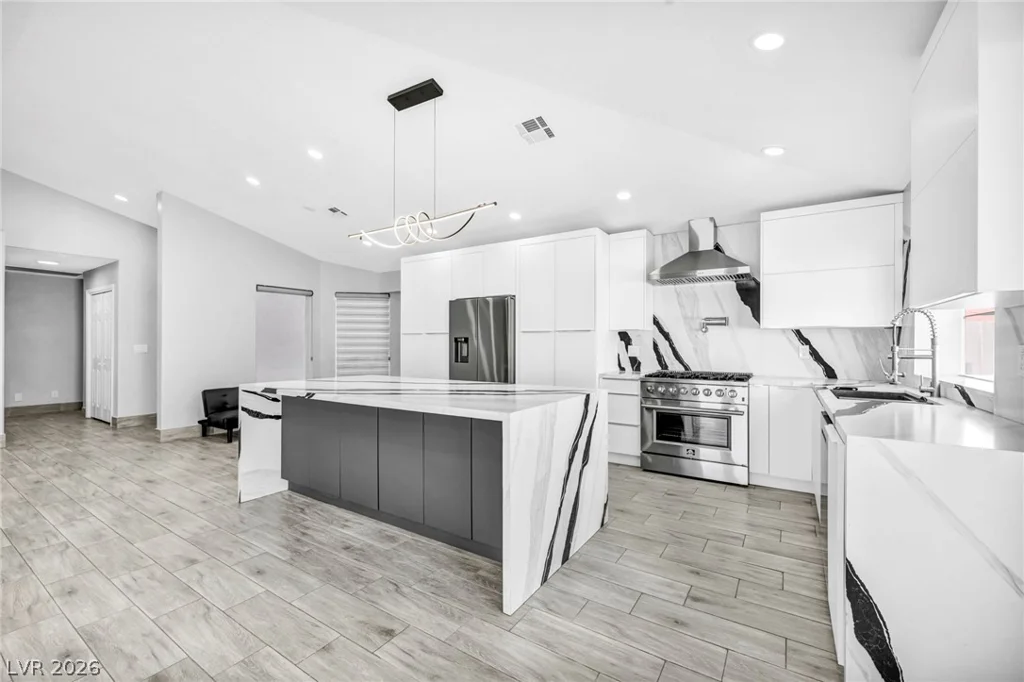 3000 Blue Fin, Las Vegas, NV 89128