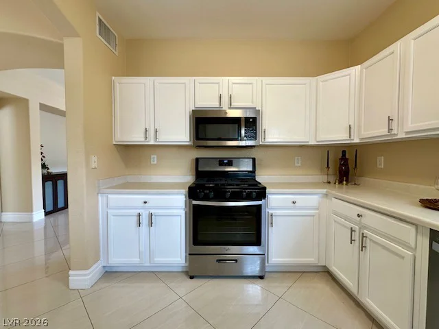 2153 Jade Creek, Las Vegas, NV 89117