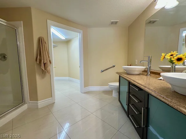 2153 Jade Creek, Las Vegas, NV 89117