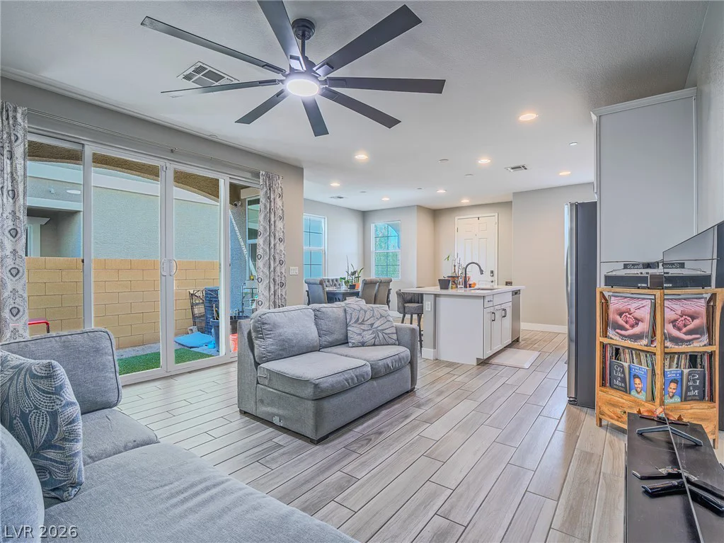 512 Celebratory, Henderson, NV 89011