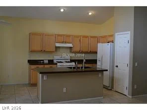 2946 Falling Springs, Las Vegas, NV 89135