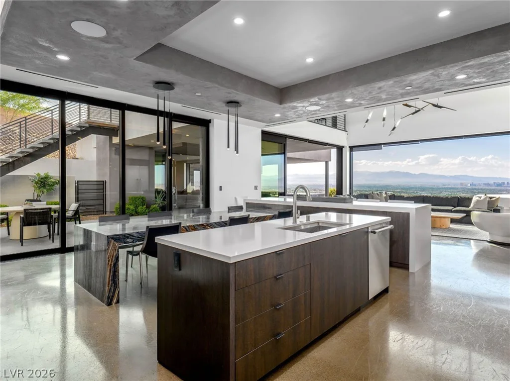 669 Dragon Peak, Henderson, NV 89012