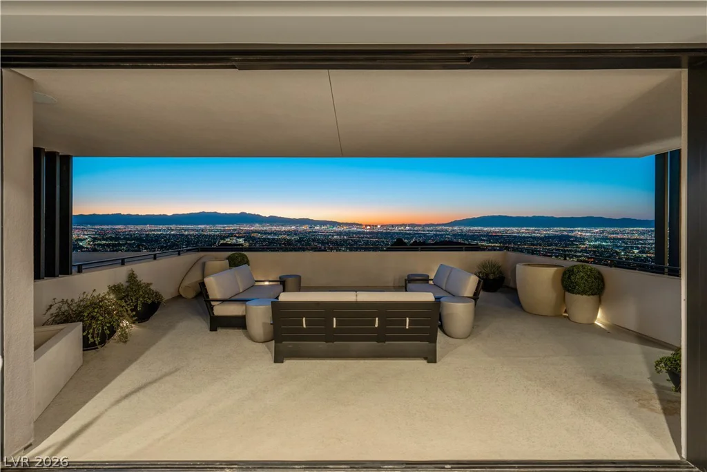 669 Dragon Peak, Henderson, NV 89012