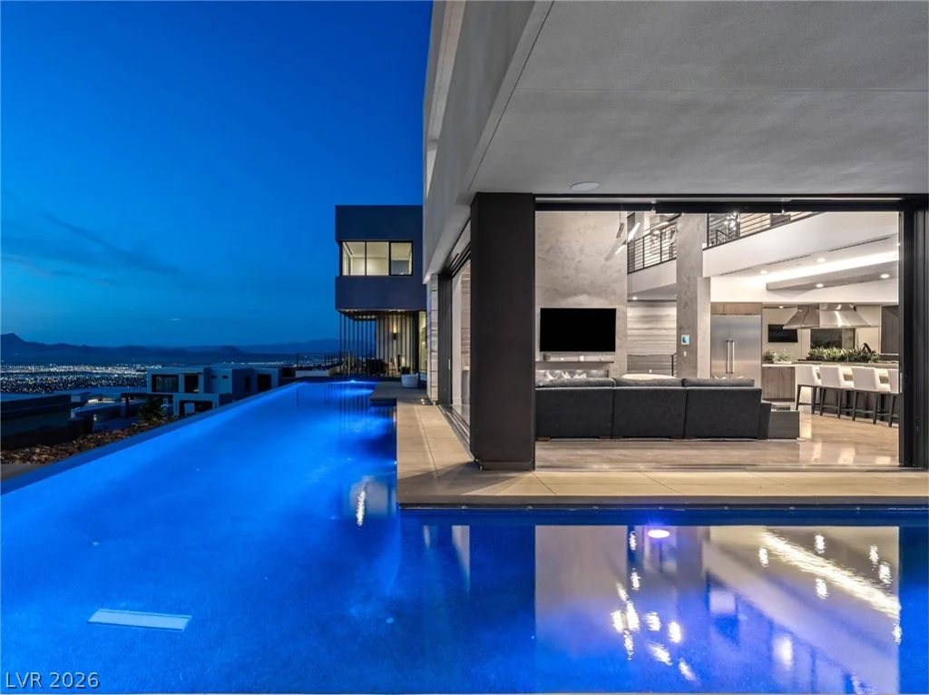 669 Dragon Peak, Henderson, NV 89012