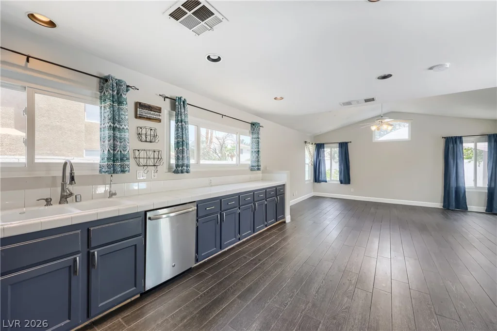 1219 Dover Glen, North Las Vegas, NV 89031