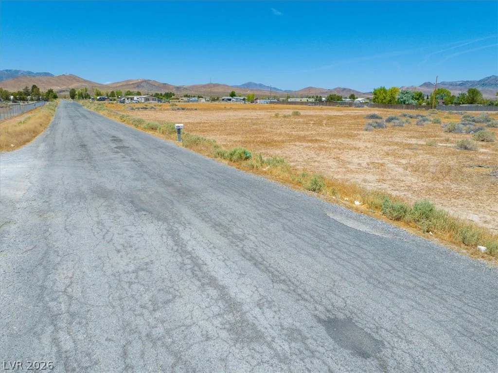 4580 Laurence, Pahrump, NV 89048