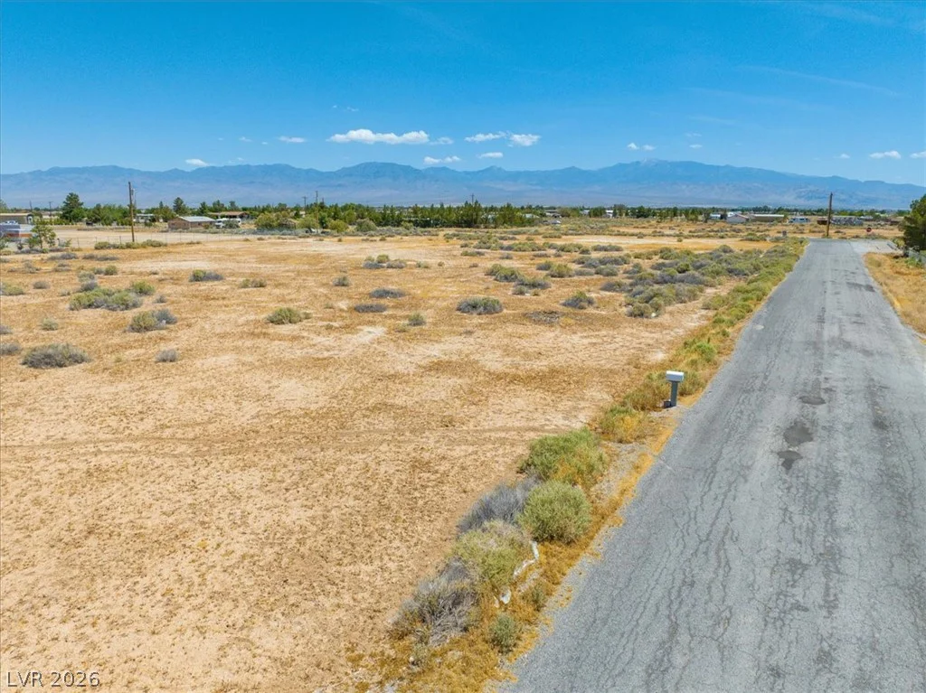 4580 Laurence, Pahrump, NV 89048