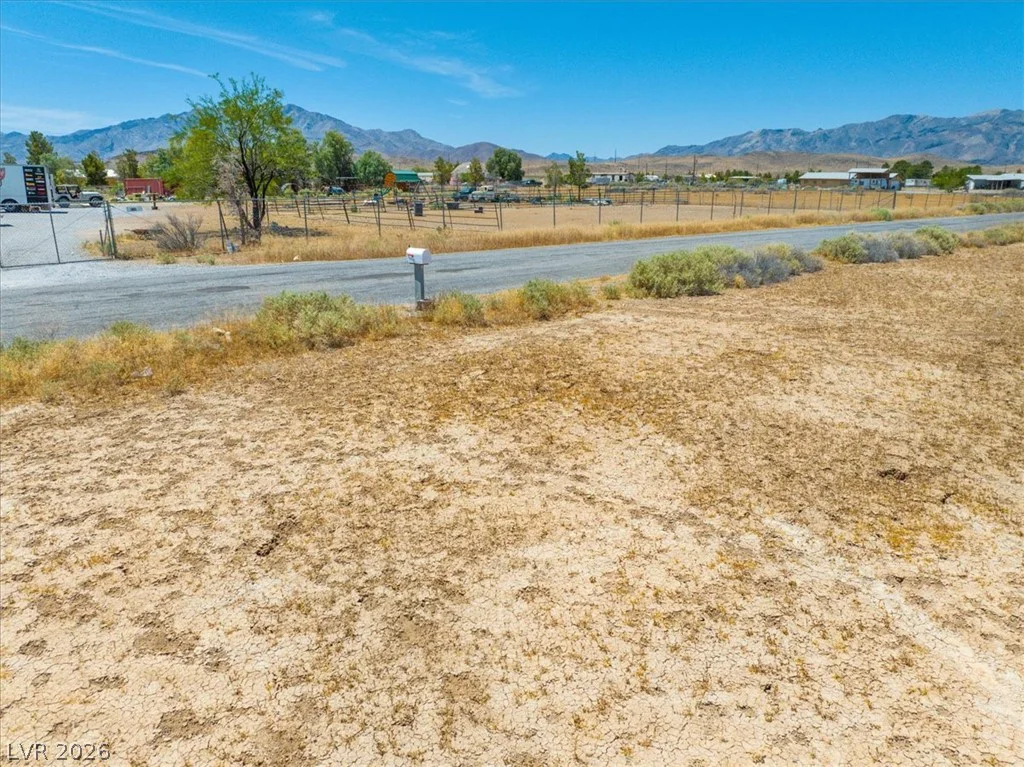 4580 Laurence, Pahrump, NV 89048