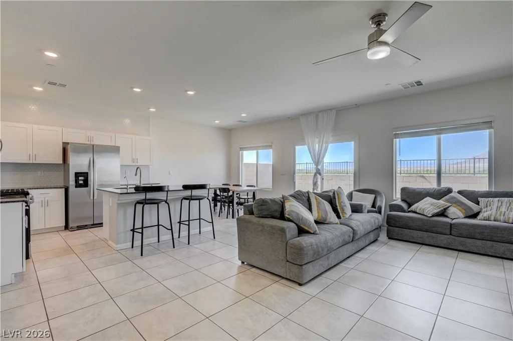 386 Larksong, Henderson, NV 89011