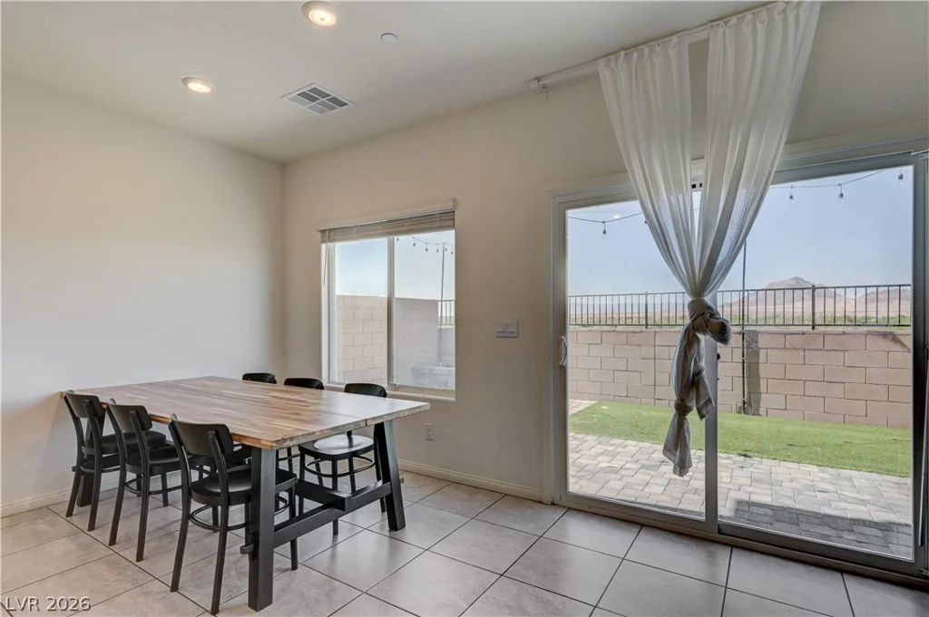 386 Larksong, Henderson, NV 89011