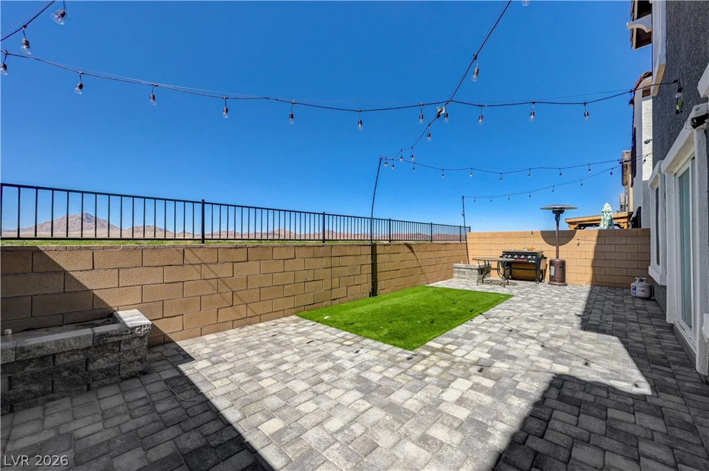 386 Larksong, Henderson, NV 89011