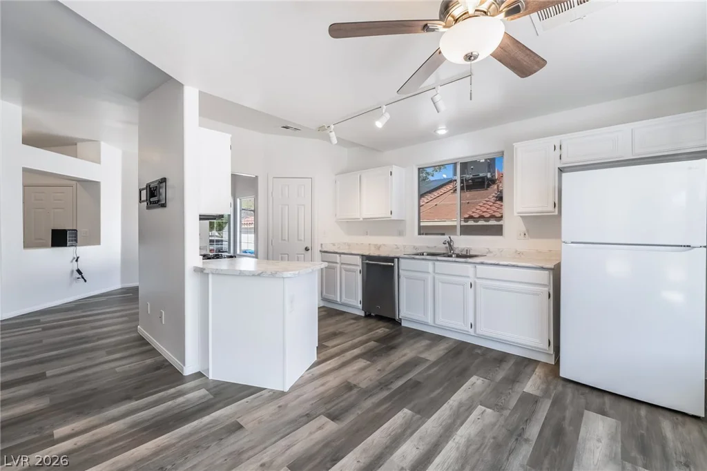 376 Eveningside, Henderson, NV 89012