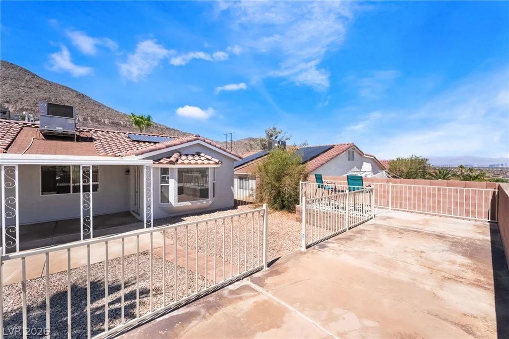 376 Eveningside, Henderson, NV 89012