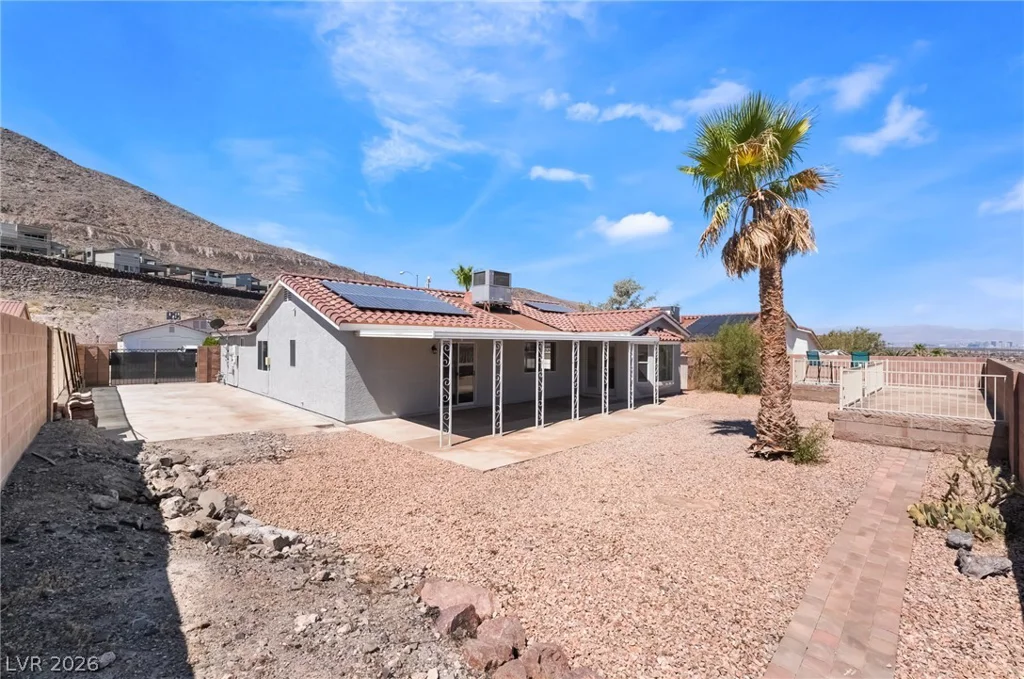 376 Eveningside, Henderson, NV 89012