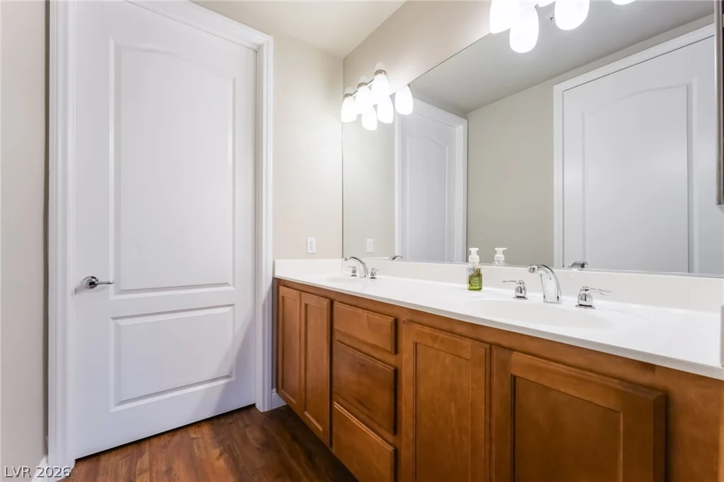 50 Serene, Las Vegas, NV 89123