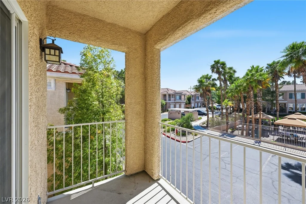 251 Green Valley, Henderson, NV 89012