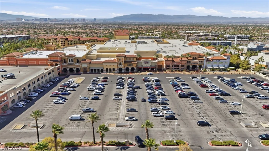 251 Green Valley, Henderson, NV 89012