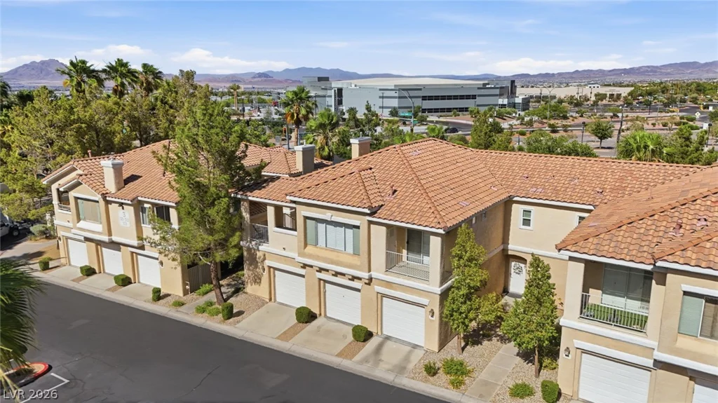 251 Green Valley, Henderson, NV 89012
