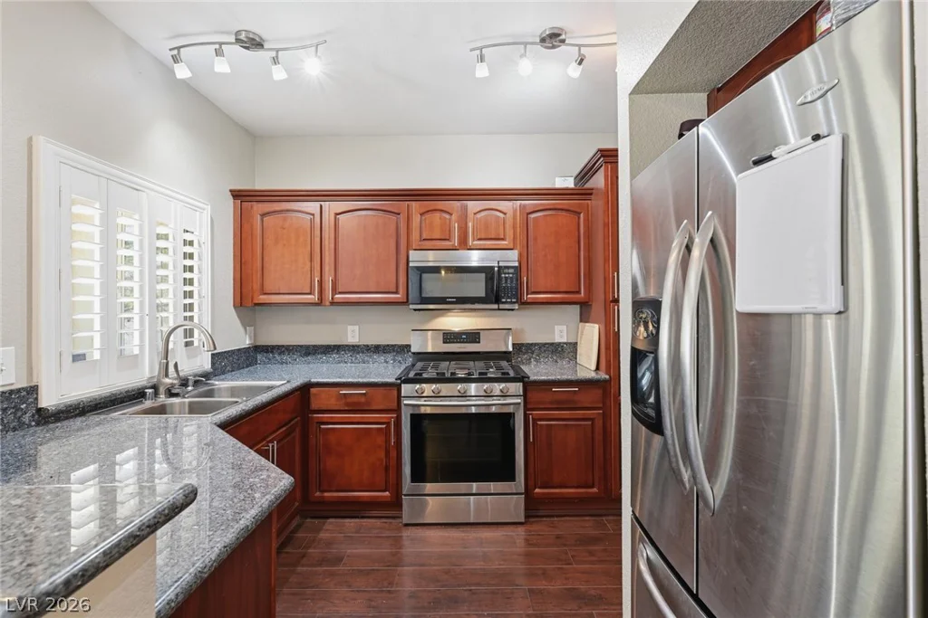 251 Green Valley, Henderson, NV 89012