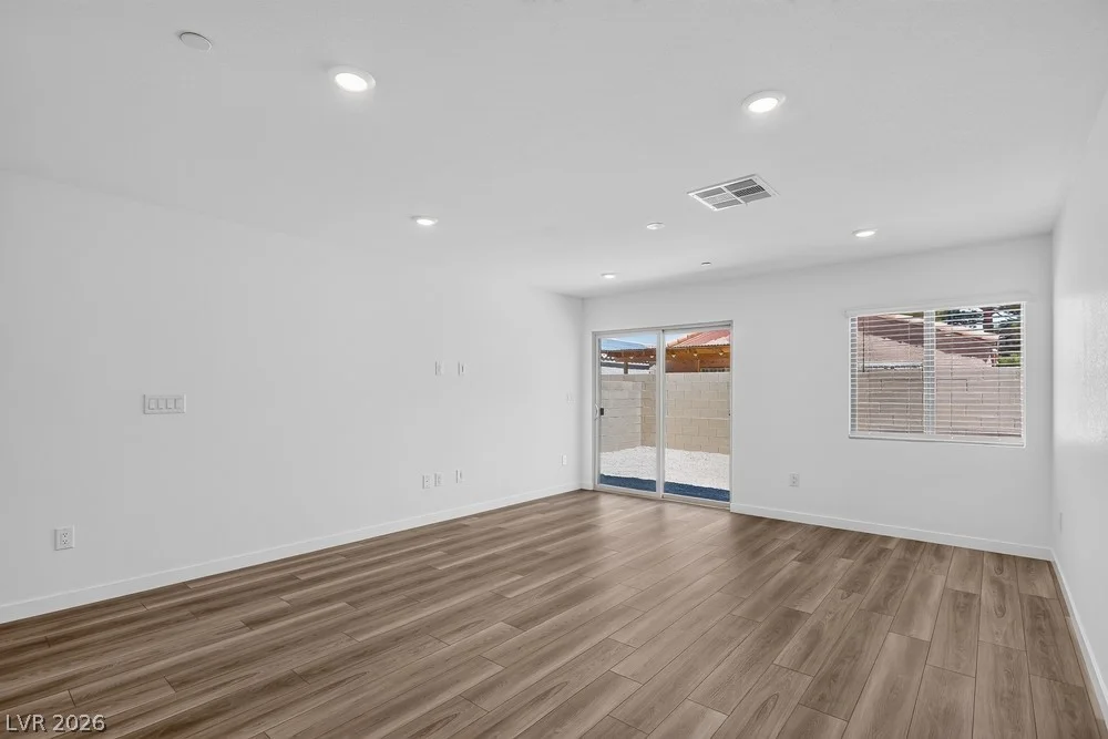 2128 Abraham, Las Vegas, NV 89106