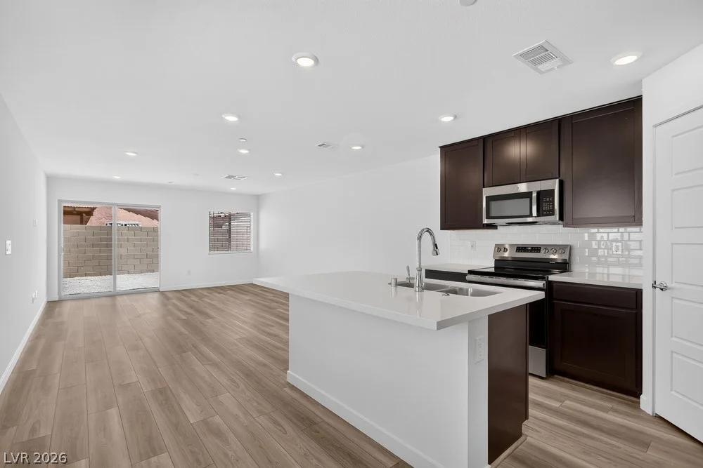 2128 Abraham, Las Vegas, NV 89106