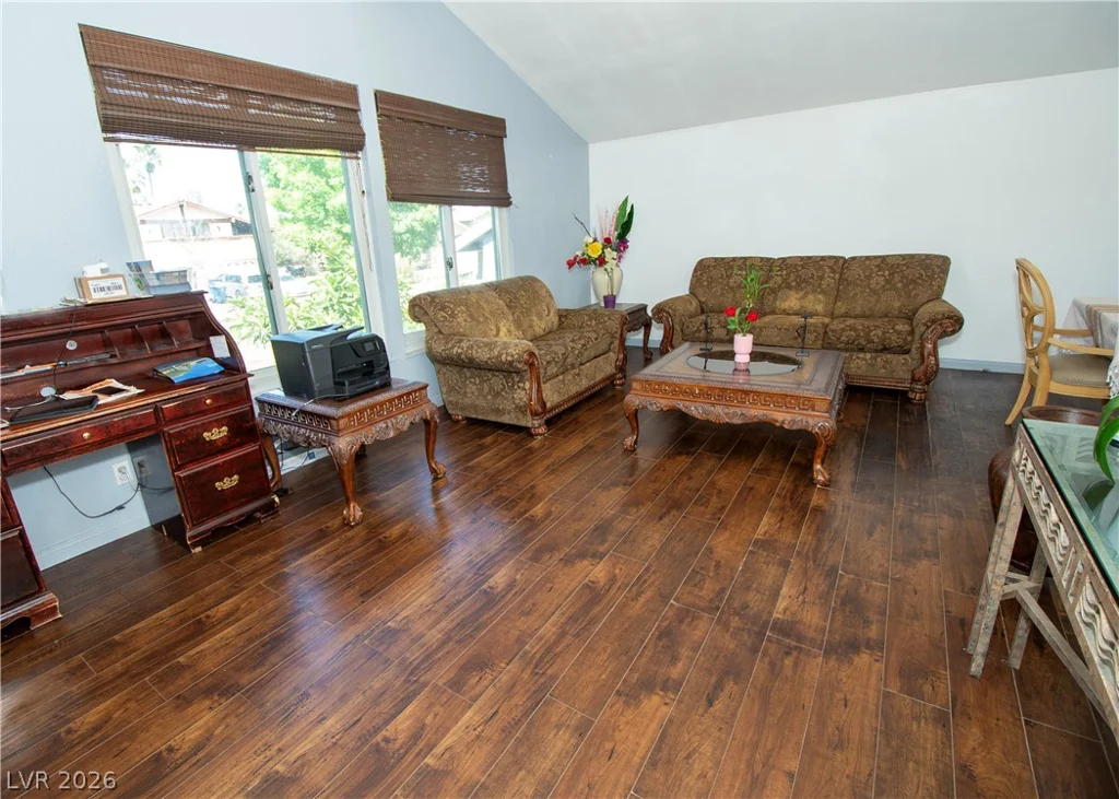 6785 Groveview, Las Vegas, NV 89103