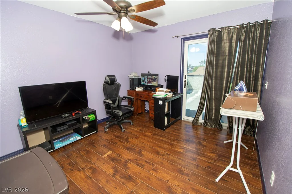 6785 Groveview, Las Vegas, NV 89103