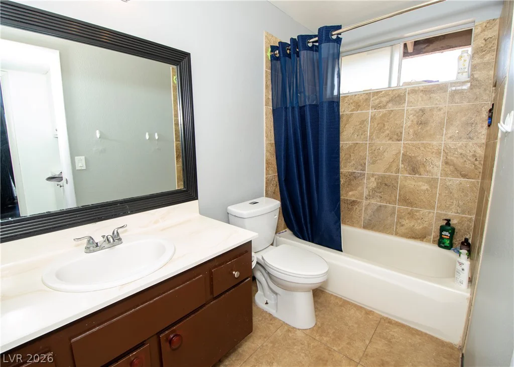 6785 Groveview, Las Vegas, NV 89103