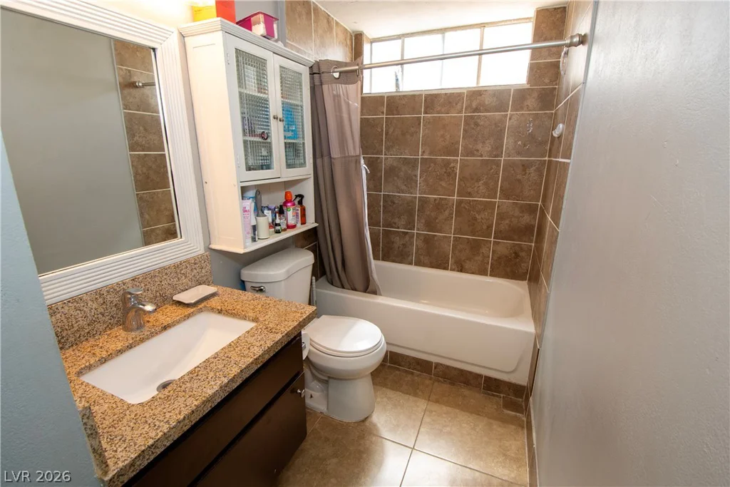 6785 Groveview, Las Vegas, NV 89103