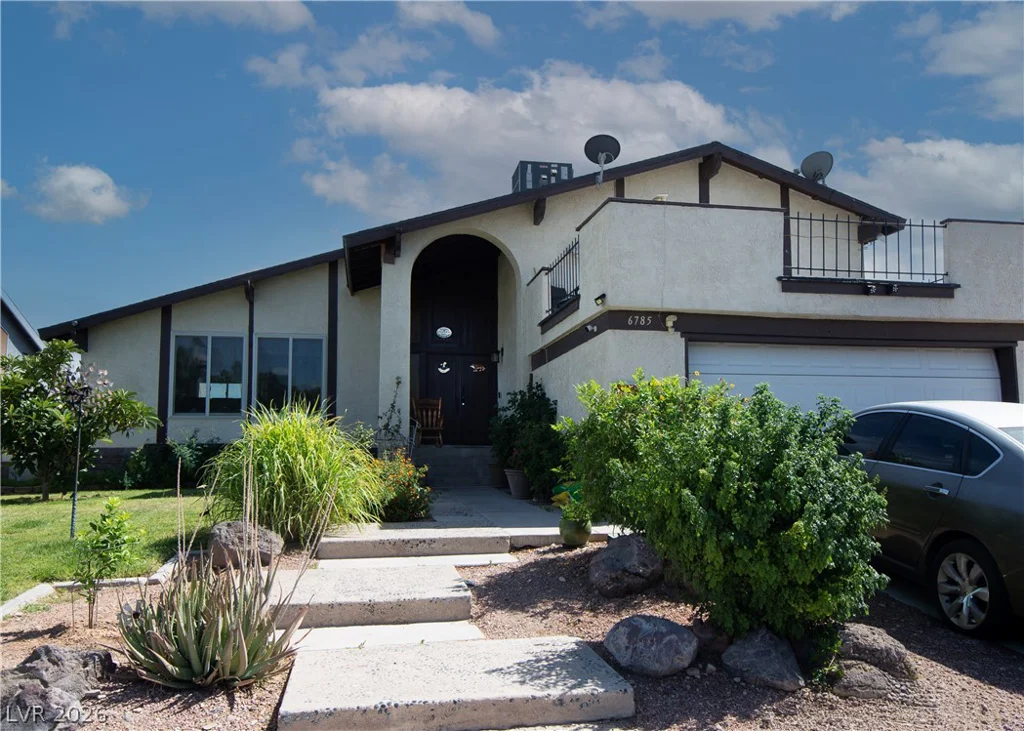 6785 Groveview, Las Vegas, NV 89103