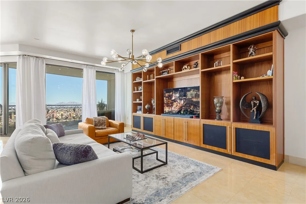 9103 Alta, Las Vegas, NV 89145