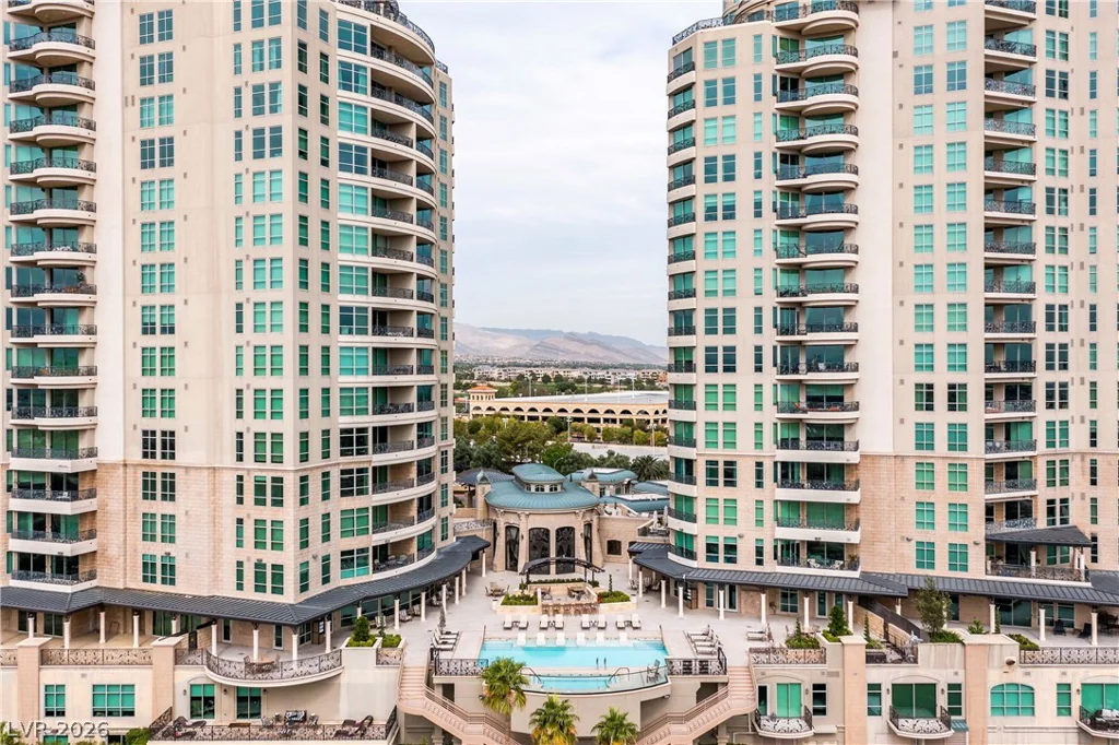 9103 Alta, Las Vegas, NV 89145