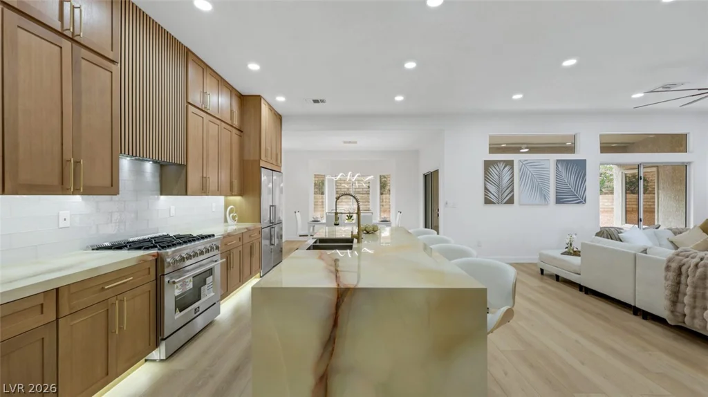 3013 Abercorn, Las Vegas, NV 89134
