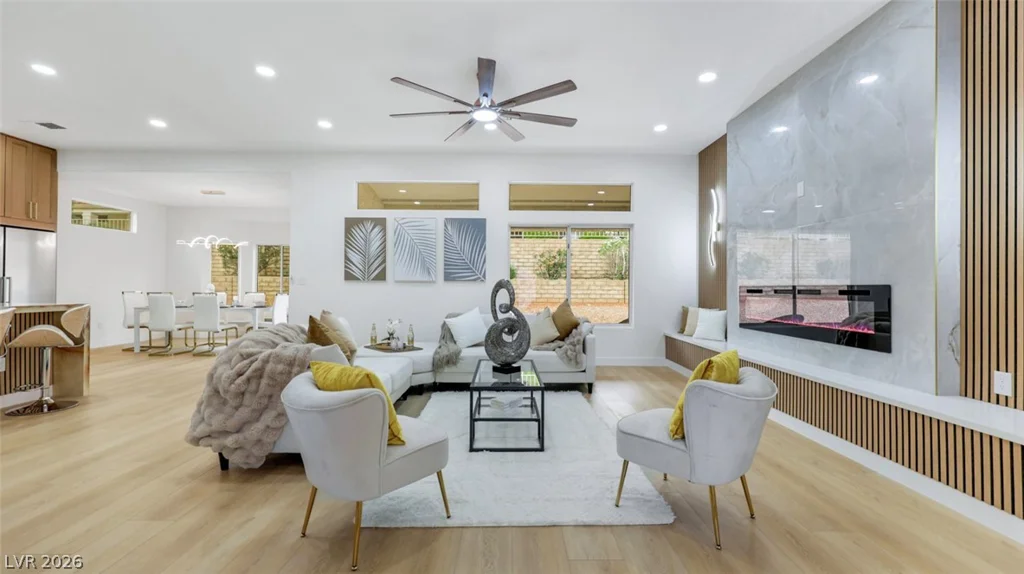 3013 Abercorn, Las Vegas, NV 89134